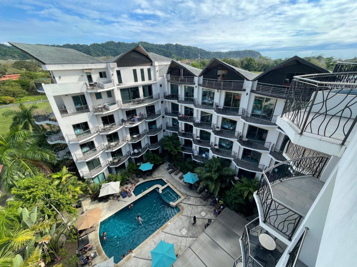 Pacific Suites Boutique Hotel And Bistro 자코 외부 사진