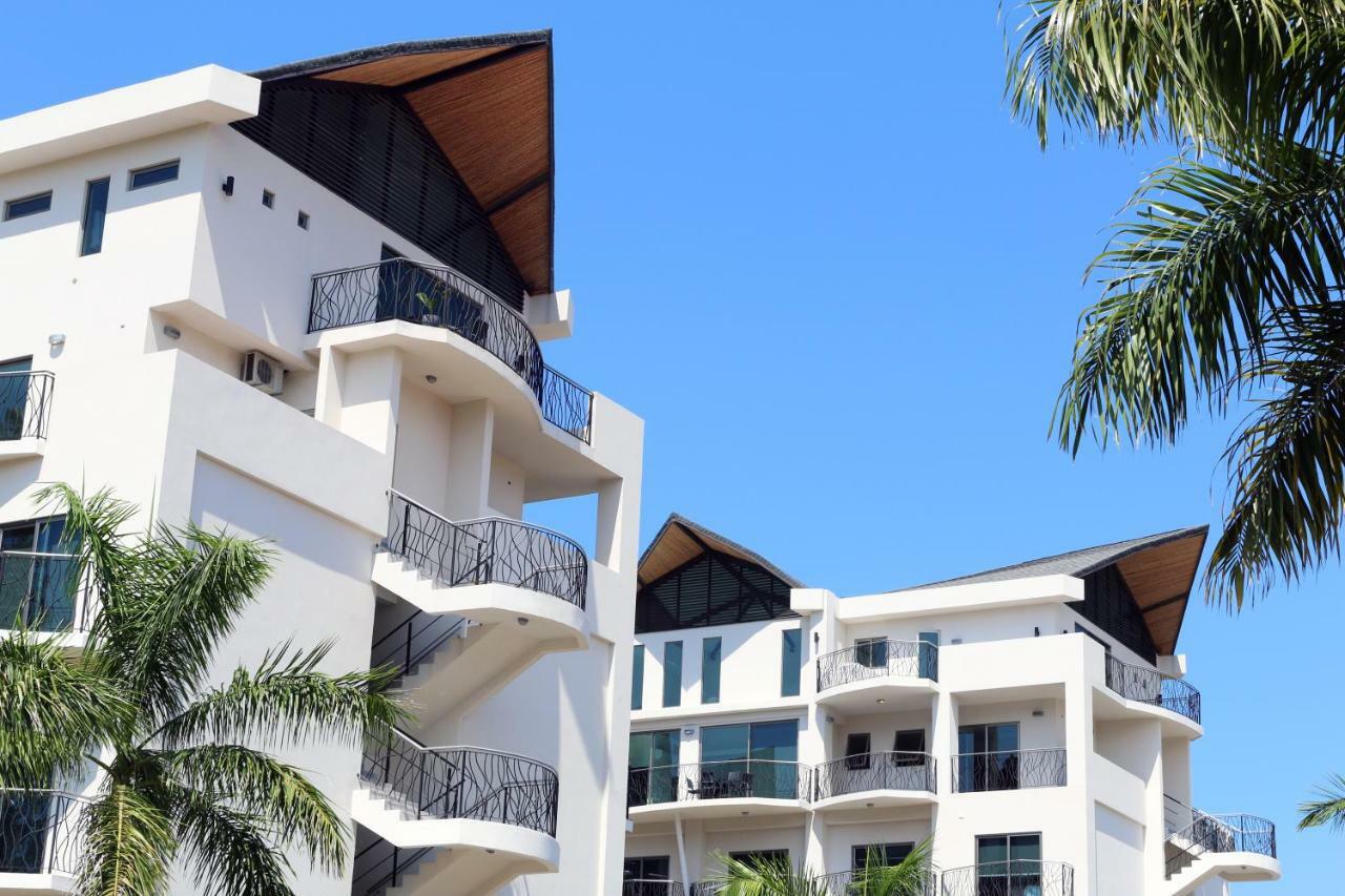 Pacific Suites Boutique Hotel And Bistro 자코 외부 사진